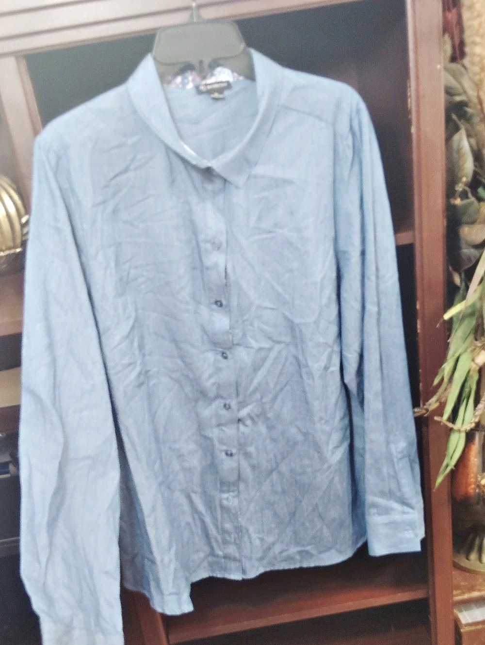 New Directions Paisley Back Button Down Shirt in Blue Size XL